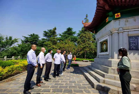 蘇鹽集團：“主題黨日+紅色教育”推動黨史學(xué)習(xí)教育走深走實